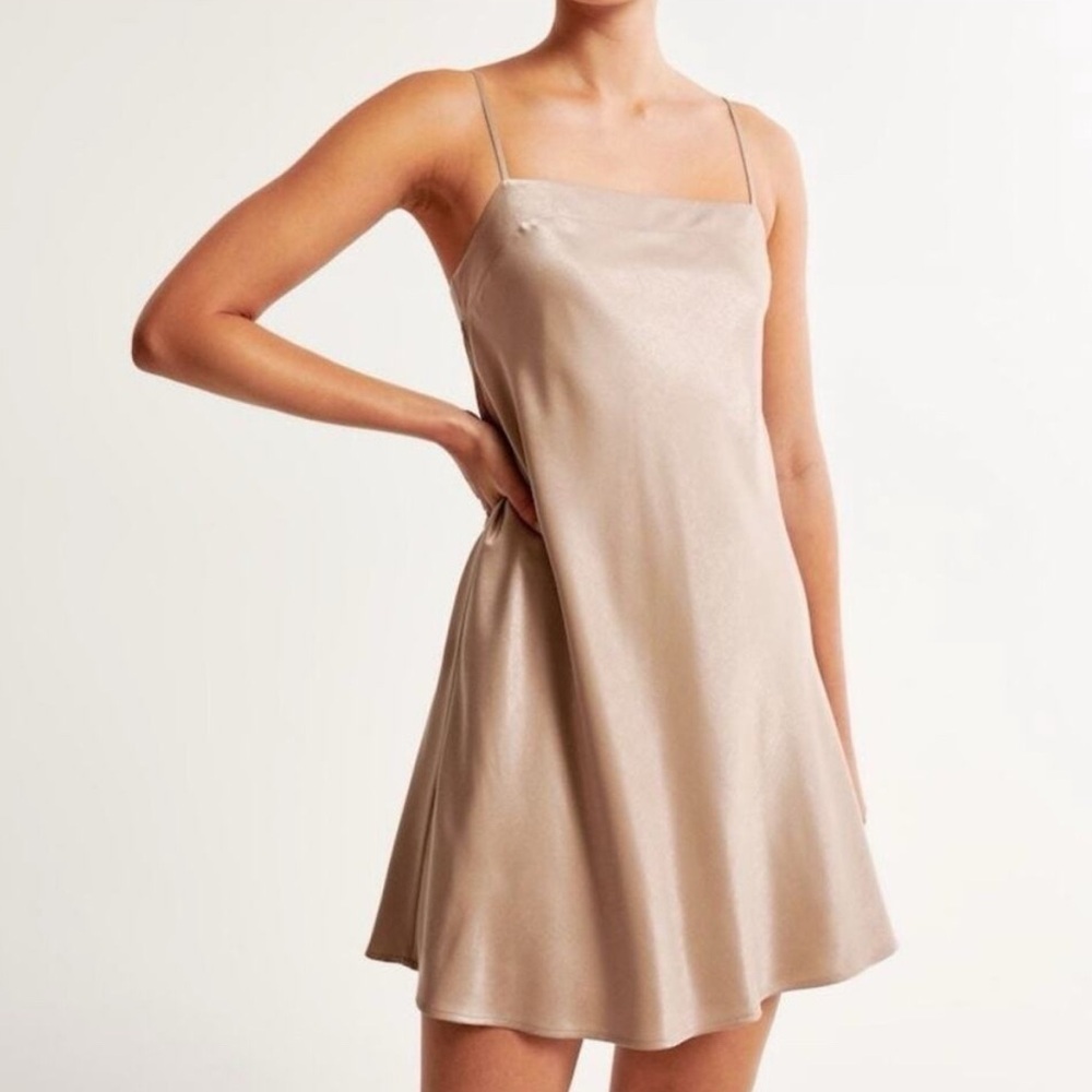Abercrombie & Fitch 90s Satin Slip Dress Medium Champagne Taupe Silky Mini